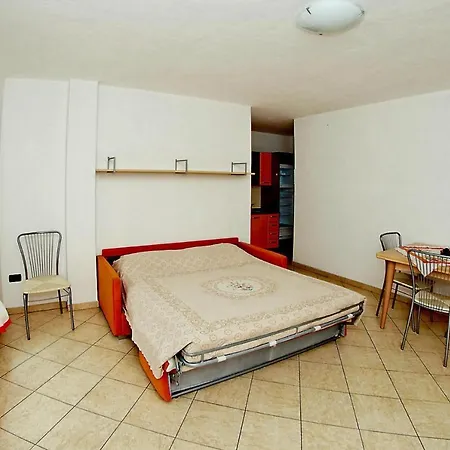 In Castellaro With Balcony Ranzo-Borgo