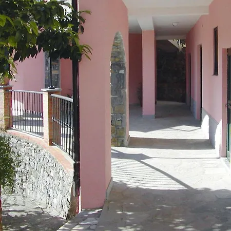 דירה In Castellaro With Balcony *